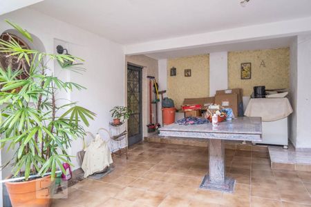 Casa à venda com 300m², 5 quartos e 2 vagasEntrada