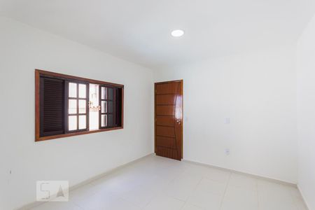 Quarto 1 (2º andar) de casa de condomínio para alugar com 2 quartos, 100m² em Taquara, Rio de Janeiro