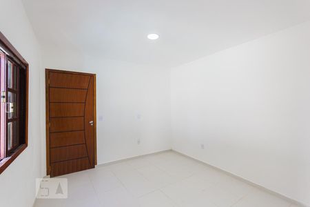 Quarto 1 (2º andar) de casa de condomínio para alugar com 2 quartos, 100m² em Taquara, Rio de Janeiro