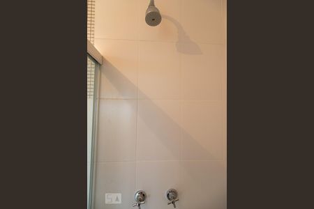 Apartamento à venda com 85m², 2 quartos e 2 vagas Apartamento à venda com 85m², 2 quartos e 2 vagasBanheiro da Suíte