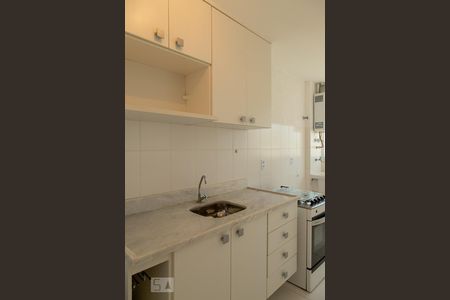 Apartamento à venda com 85m², 2 quartos e 2 vagas Apartamento à venda com 85m², 2 quartos e 2 vagasCozinha - Armários