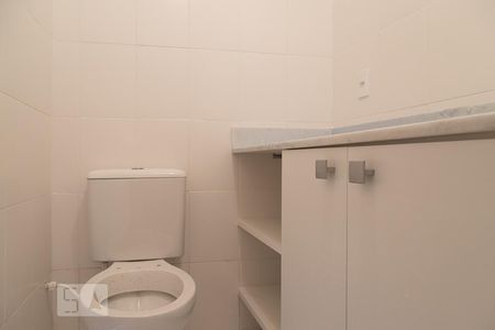 Apartamento à venda com 85m², 2 quartos e 2 vagas Apartamento à venda com 85m², 2 quartos e 2 vagasBanheiro da Suíte