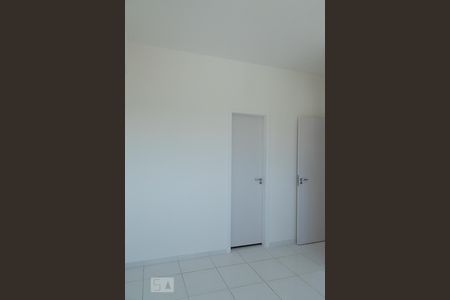 Apartamento à venda com 85m², 2 quartos e 2 vagas Apartamento à venda com 85m², 2 quartos e 2 vagasSuíte