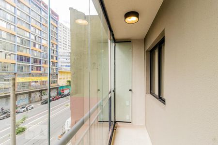 Varanda de kitnet/studio para alugar com 1 quarto, 25m² em Centro, São Paulo