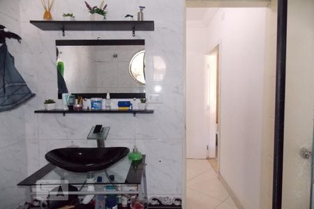 Casa à venda com 200m², 3 quartos e 4 vagasBanheiro 1
