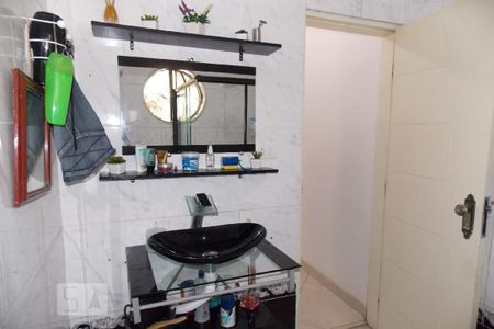 Casa à venda com 200m², 3 quartos e 4 vagasBanheiro 1