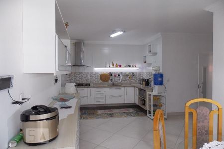 Casa à venda com 200m², 3 quartos e 4 vagasCozinha