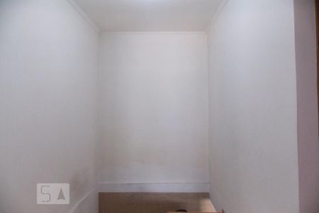 Casa à venda com 200m², 3 quartos e 4 vagasCorredor