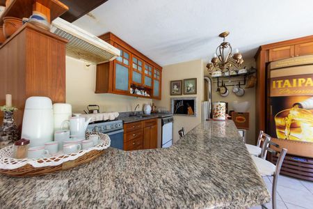 Casa à venda com 500m², 4 quartos e 4 vagas Casa à venda com 500m², 4 quartos e 4 vagasChurrasqueira 1