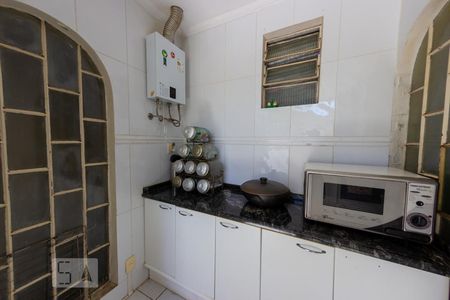 Casa à venda com 500m², 4 quartos e 4 vagas Casa à venda com 500m², 4 quartos e 4 vagasÁrea de Serviço