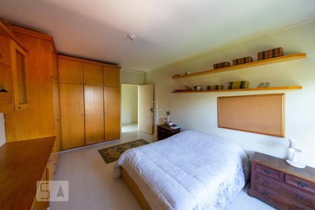 Casa à venda com 500m², 4 quartos e 4 vagas Casa à venda com 500m², 4 quartos e 4 vagasQuarto 3