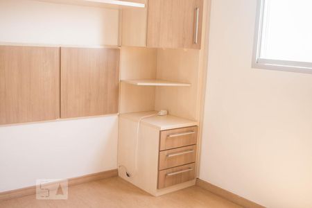 Quarto 2 de apartamento para alugar com 2 quartos, 49m² em Quinta da Paineira, São Paulo