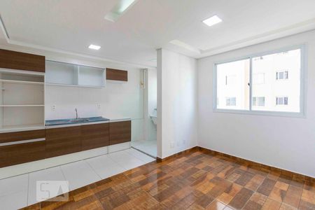 Sala de apartamento à venda com 2 quartos, 41m² em Itaquera, São Paulo