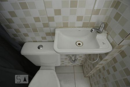 Banheiro de kitnet/studio para alugar com 1 quarto, 35m² em Consolação, São Paulo