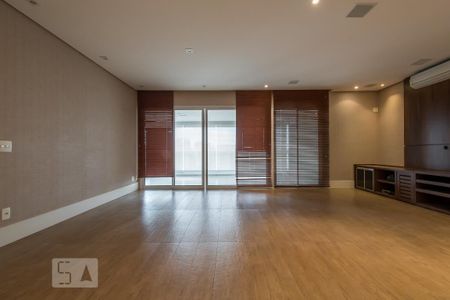 Apartamento para alugar com 138m², 2 quartos e 3 vagas Apartamento para alugar com 138m², 2 quartos e 3 vagasSala