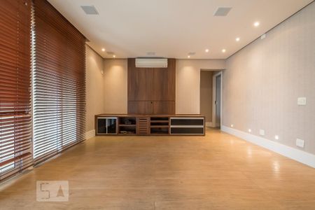 Apartamento para alugar com 138m², 2 quartos e 3 vagas Apartamento para alugar com 138m², 2 quartos e 3 vagasSala