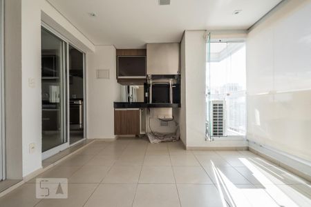 Apartamento para alugar com 138m², 2 quartos e 3 vagas Apartamento para alugar com 138m², 2 quartos e 3 vagasVaranda