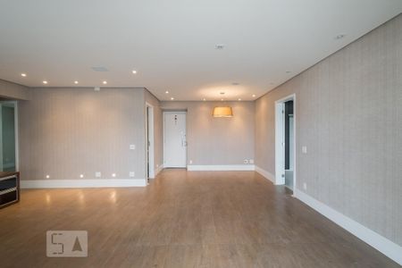 Apartamento para alugar com 138m², 2 quartos e 3 vagas Apartamento para alugar com 138m², 2 quartos e 3 vagasSala