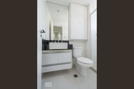Apartamento para alugar com 138m², 2 quartos e 3 vagas Apartamento para alugar com 138m², 2 quartos e 3 vagasBanheiro Suíte 1