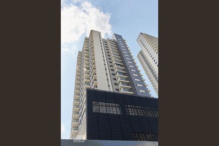 Apartamento para alugar com 62m², 2 quartos e 2 vagas Apartamento para alugar com 62m², 2 quartos e 2 vagasFachada