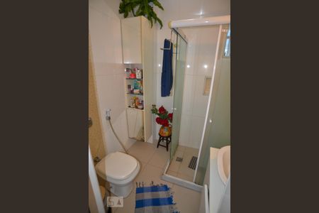 Apartamento para alugar com 90m², 3 quartos e 1 vaga Apartamento para alugar com 90m², 3 quartos e 1 vagaBanheiro