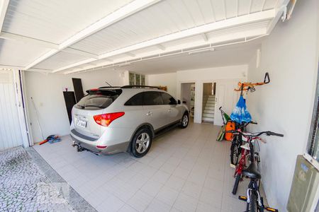 Casa para alugar com 350m², 5 quartos e 2 vagas Casa para alugar com 350m², 5 quartos e 2 vagasGaragem