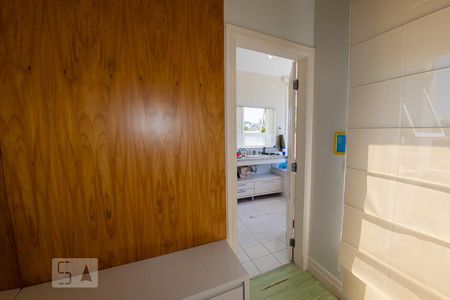 Casa para alugar com 350m², 5 quartos e 2 vagas Casa para alugar com 350m², 5 quartos e 2 vagasBanheiro da suíte