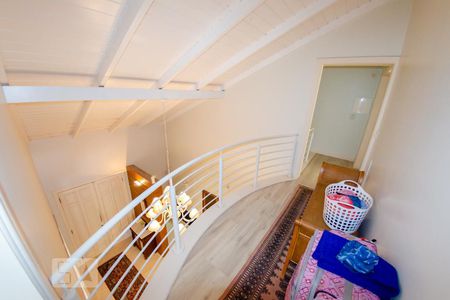 Casa para alugar com 350m², 5 quartos e 2 vagas Casa para alugar com 350m², 5 quartos e 2 vagasCorredor