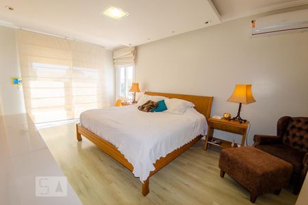 Casa para alugar com 350m², 5 quartos e 2 vagas Casa para alugar com 350m², 5 quartos e 2 vagasSuíte