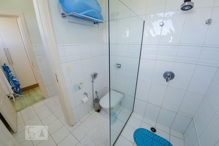 Casa para alugar com 350m², 5 quartos e 2 vagas Casa para alugar com 350m², 5 quartos e 2 vagasBanheiro 3