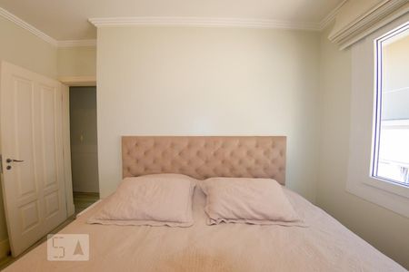 Casa para alugar com 350m², 5 quartos e 2 vagas Casa para alugar com 350m², 5 quartos e 2 vagasQuarto 2