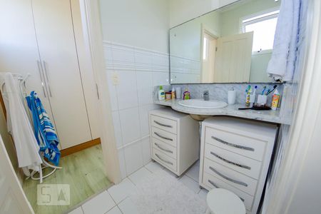 Casa para alugar com 350m², 5 quartos e 2 vagas Casa para alugar com 350m², 5 quartos e 2 vagasBanheiro 3