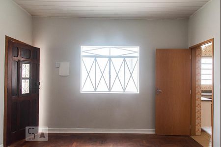 Sala de casa à venda com 2 quartos, 210m² em Vila Brasílio Machado, São Paulo