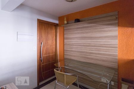 Apartamento para alugar com 60m², 2 quartos e sem vagaSala