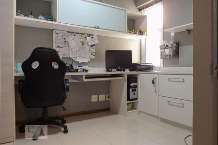 Apartamento à venda com 110m², 4 quartos e 2 vagasQuarto 3