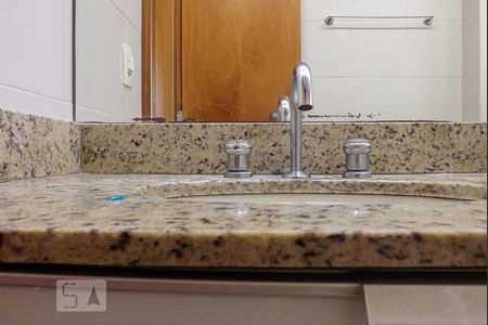 Apartamento à venda com 110m², 4 quartos e 2 vagasBanheiro Social