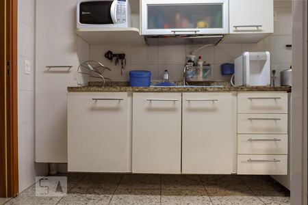 Apartamento à venda com 110m², 4 quartos e 2 vagasBanheiro Social