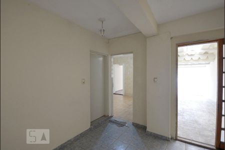 Area Externa de casa para alugar com 2 quartos, 100m² em Vila Brasilina, São Paulo