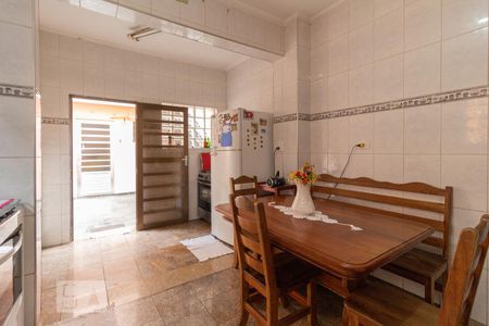 Cozinha de casa para alugar com 3 quartos, 150m² em Jardim Ester Yolanda, São Paulo
