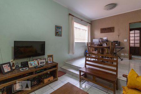 Sala de casa para alugar com 3 quartos, 150m² em Jardim Ester Yolanda, São Paulo