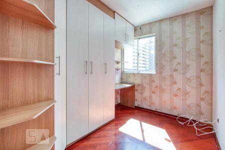 Apartamento para alugar com 72m², 2 quartos e 1 vagaQuarto