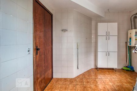 Apartamento para alugar com 72m², 2 quartos e 1 vagaCozinha e Área de Serviço