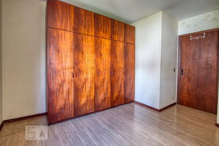 Apartamento para alugar com 72m², 2 quartos e 1 vagaSuíte