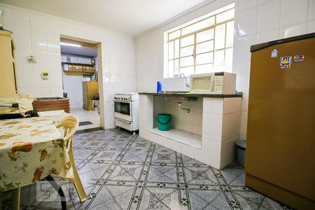 Casa à venda com 90m², 3 quartos e 2 vagasCozinha
