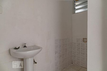 Banheiro de kitnet/studio para alugar com 1 quarto, 35m² em Consolação, São Paulo
