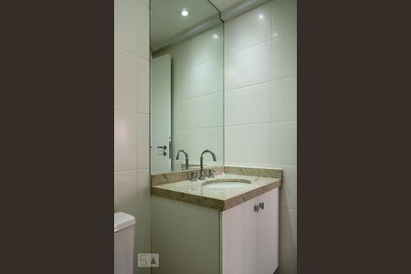 Apartamento à venda com 67m², 2 quartos e 1 vagaBanheiro 2