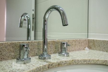 Apartamento à venda com 67m², 2 quartos e 1 vagaBanheiro 2