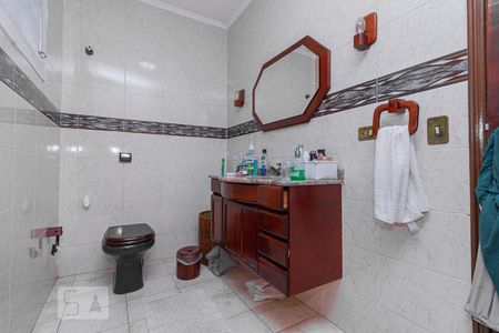 Casa à venda com 200m², 3 quartos e 3 vagasBanheiro da Suíte