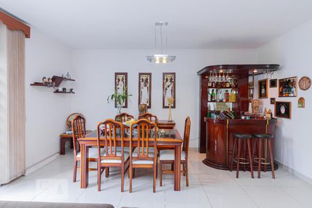 Sala de casa à venda com 3 quartos, 200m² em Vila Ipojuca, São Paulo