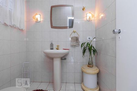 Lavabo de casa à venda com 3 quartos, 200m² em Vila Ipojuca, São Paulo